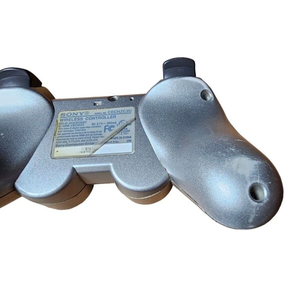 Sony Playstation 3 Silver DualShock 3 Controller Sixaxis FOR PARTS READ DESCRIPT - Picture 11 of 12
